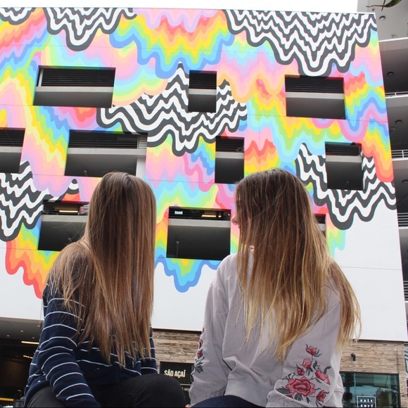 Meet your Posher, Mara - Picture 1 of 1